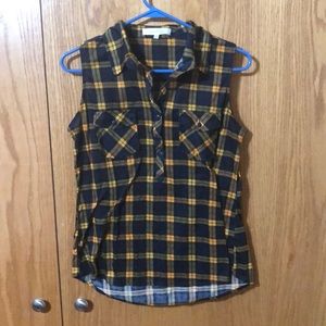 Eden & Olivia sleeveless plaid shirt